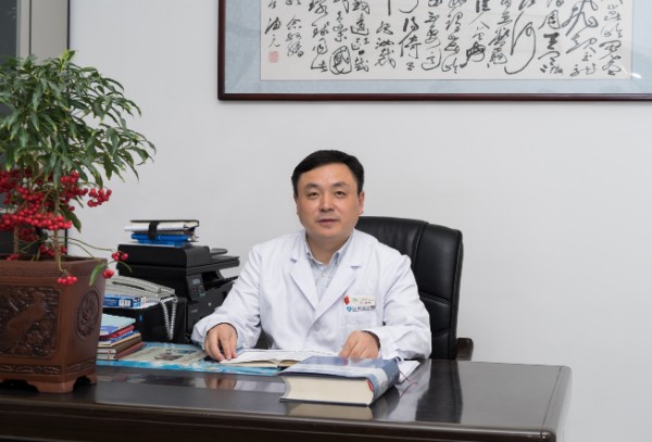 沈爱宗.jpg